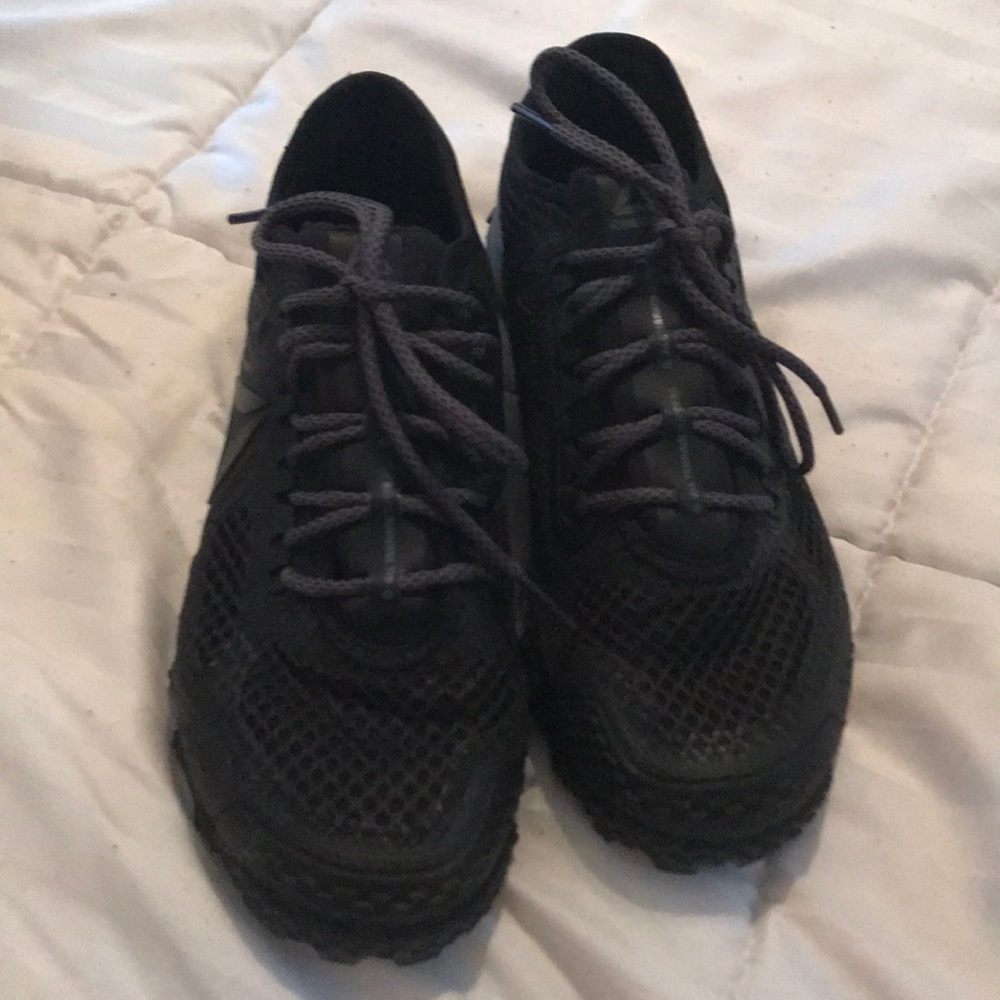AT Super 3.0 Stealth Women Running Sneakers sz 7.5